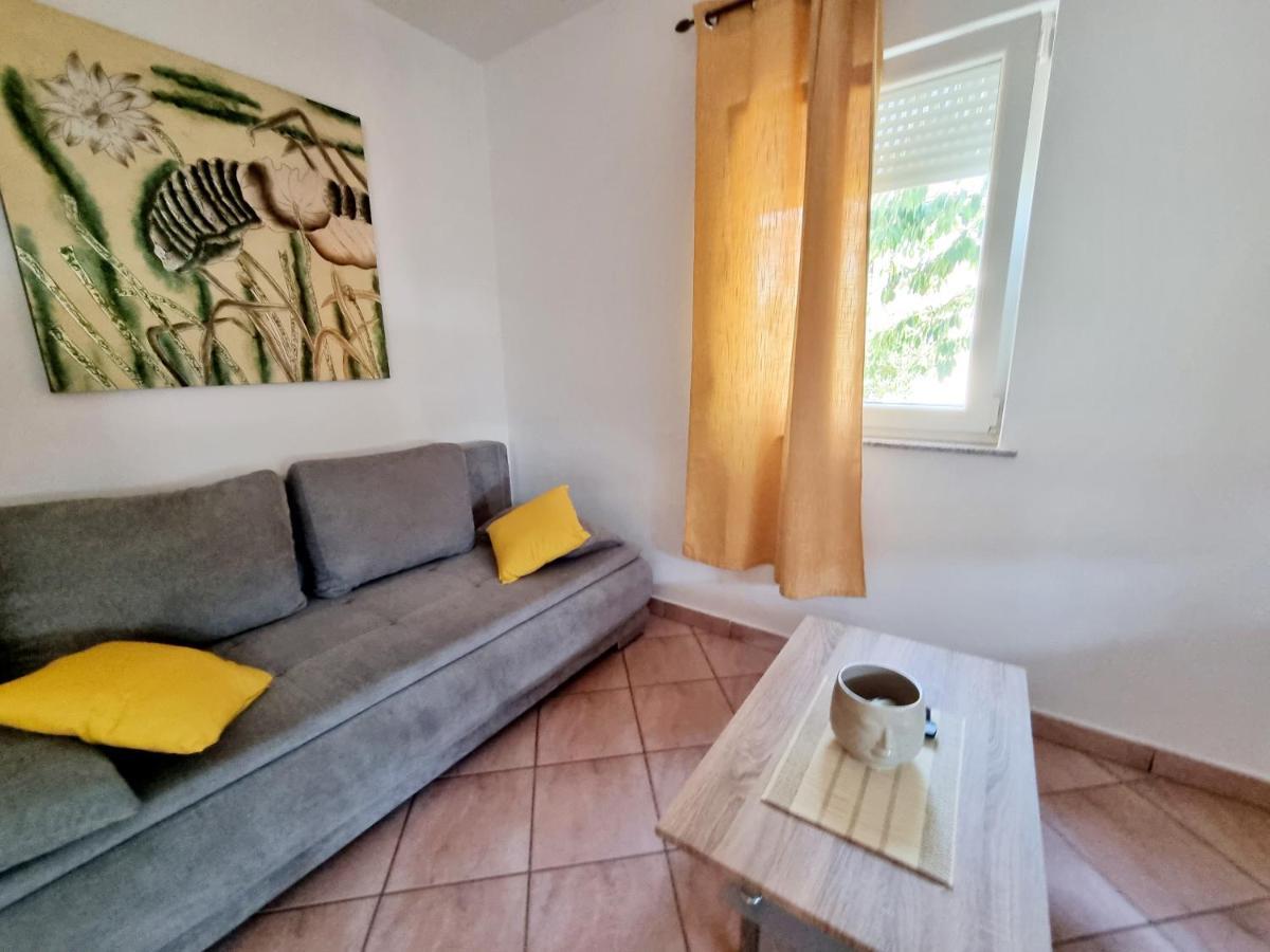 PUY Apartments Ema מראה חיצוני תמונה