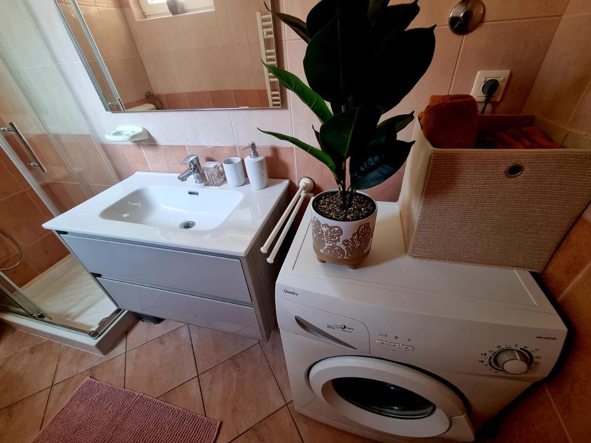 PUY Apartments Ema מראה חיצוני תמונה