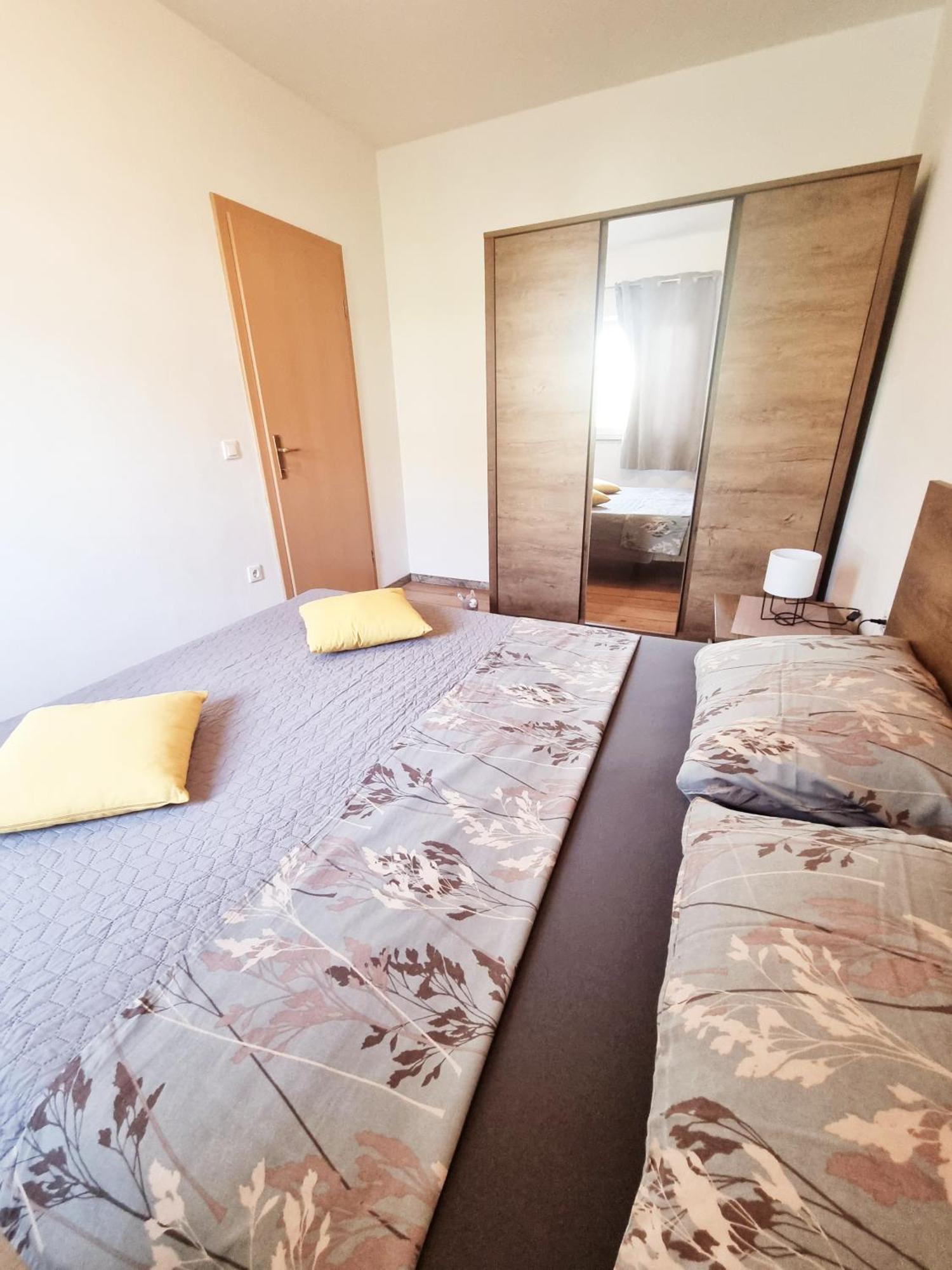 PUY Apartments Ema מראה חיצוני תמונה
